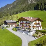Rabengut Apartment