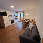 Rabengut Apartment *