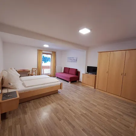 Rabengut Флахау
